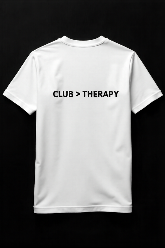 T-shirt "CLUB > THERAPY"