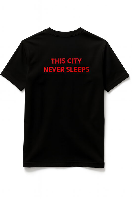 T-shirt "THIS CITY NEVER SLEEPS"